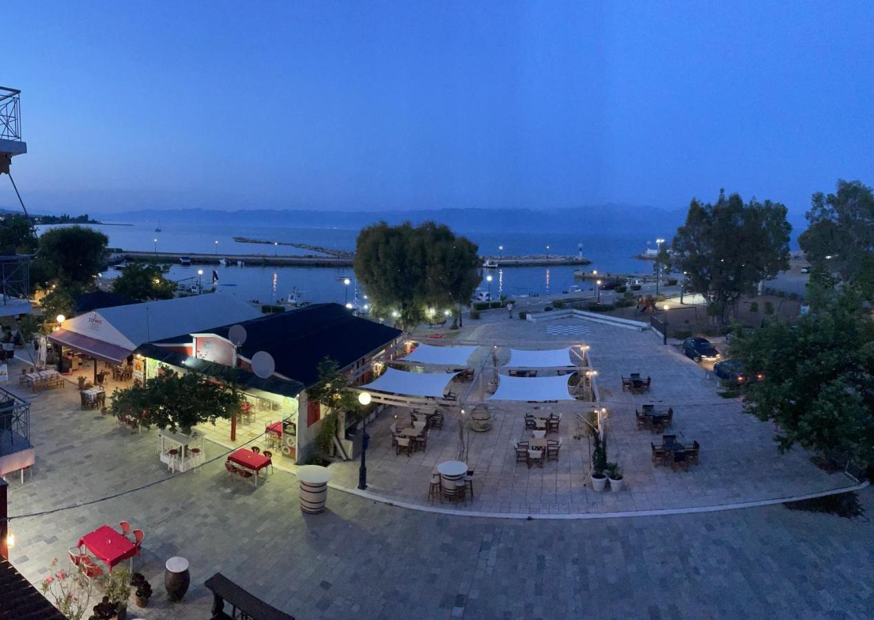 Grand Apartments Nea Koroni Eksteriør bilde